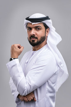 عميل